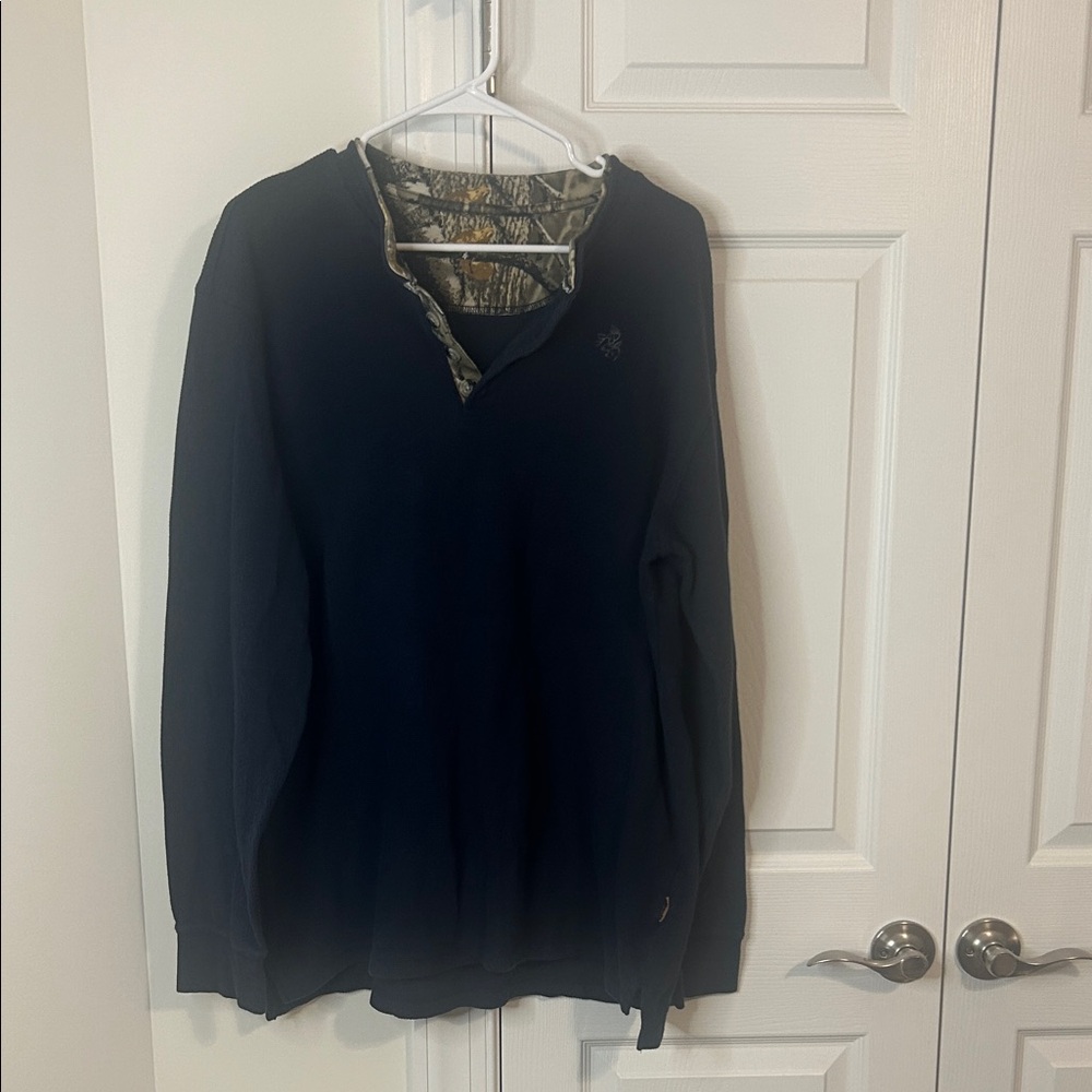 Men’s Legendary Whitetails Navy Long Sleeve with Camo Accents - Size XLT